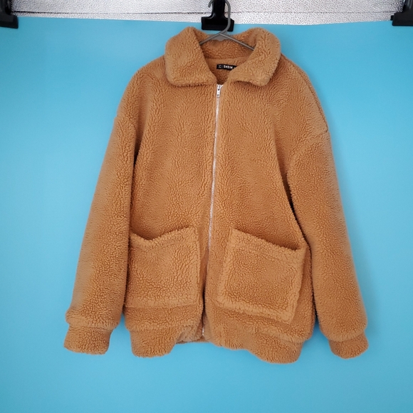 SHEIN Jackets & Blazers - SHEIN Jacket Size Small Tan Sherpa Zip Up